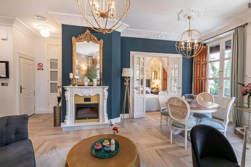 גרנדה Ch Elvira Luxury Apartment מראה חיצוני תמונה