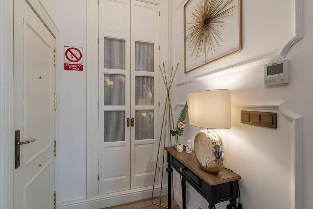 גרנדה Ch Elvira Luxury Apartment מראה חיצוני תמונה