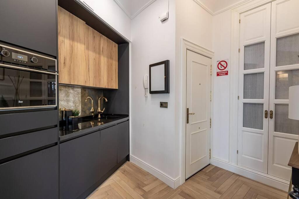 גרנדה Ch Elvira Luxury Apartment מראה חיצוני תמונה